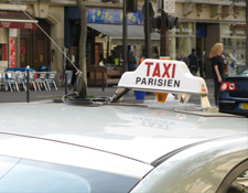 Letrero en taxi
